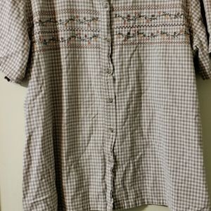 Bobbie Brooks Tan Gingham Shirt with Embroidery 22W/24W